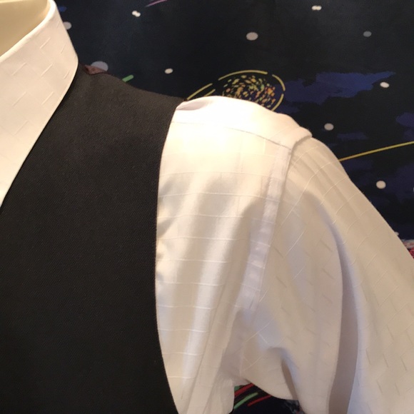 Black Vest - Picture 7 of 17